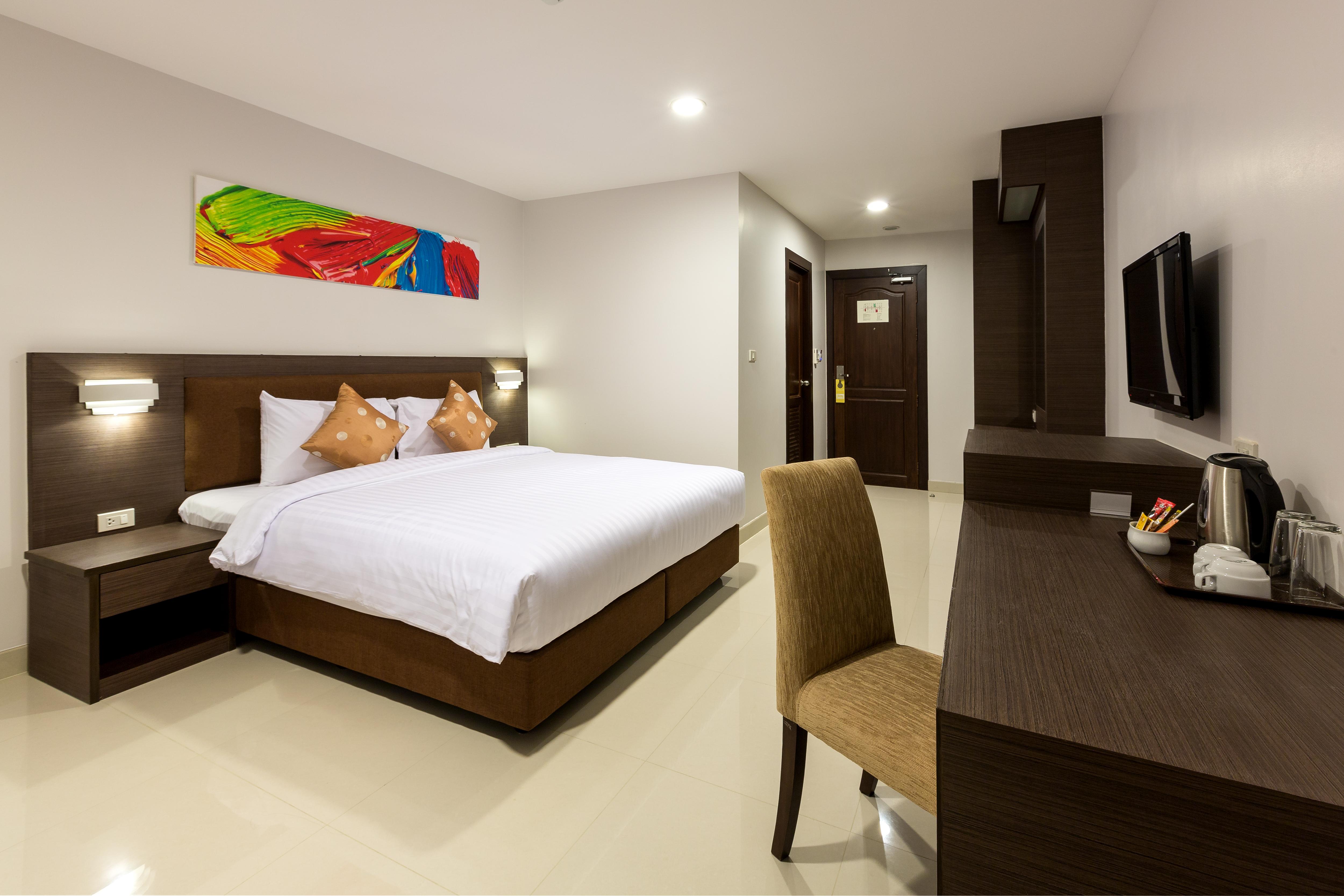 Riche Hua Hin Hotel - Sha Plus Екстериор снимка