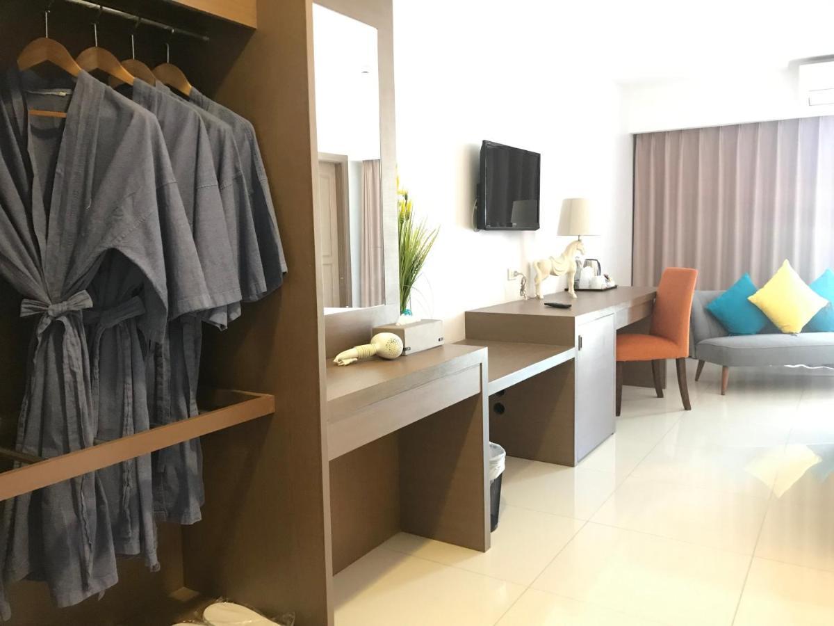 Riche Hua Hin Hotel - Sha Plus Екстериор снимка